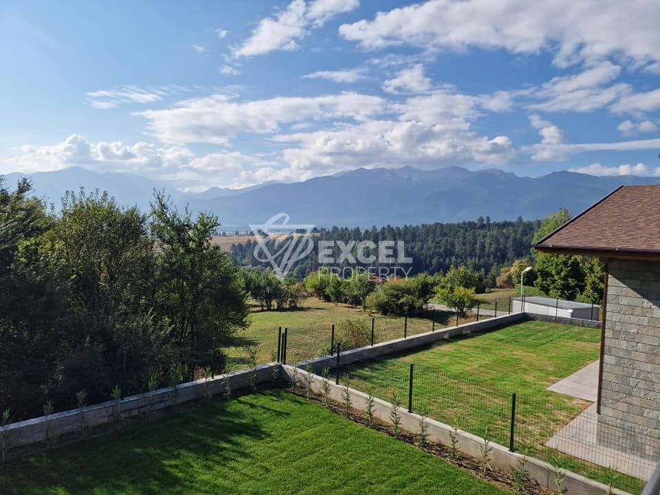 Furnished two-story house with a yard and a breathtaking view of the Pirin mountain to Razlog and Bansko