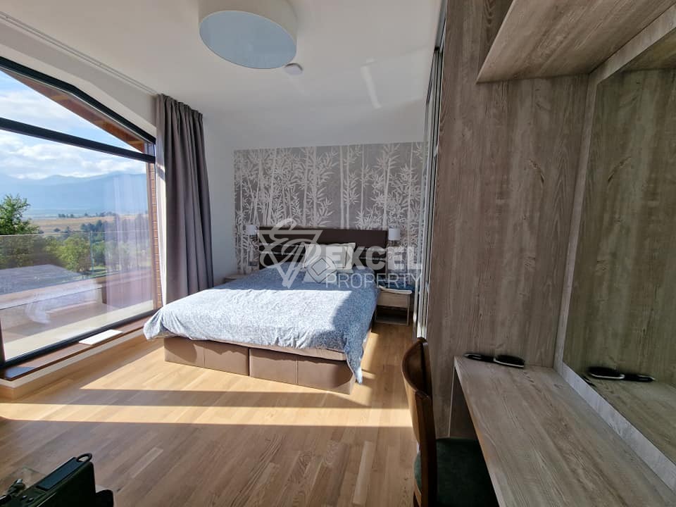 Furnished two-story house with a yard and a breathtaking view of the Pirin mountain to Razlog and Bansko