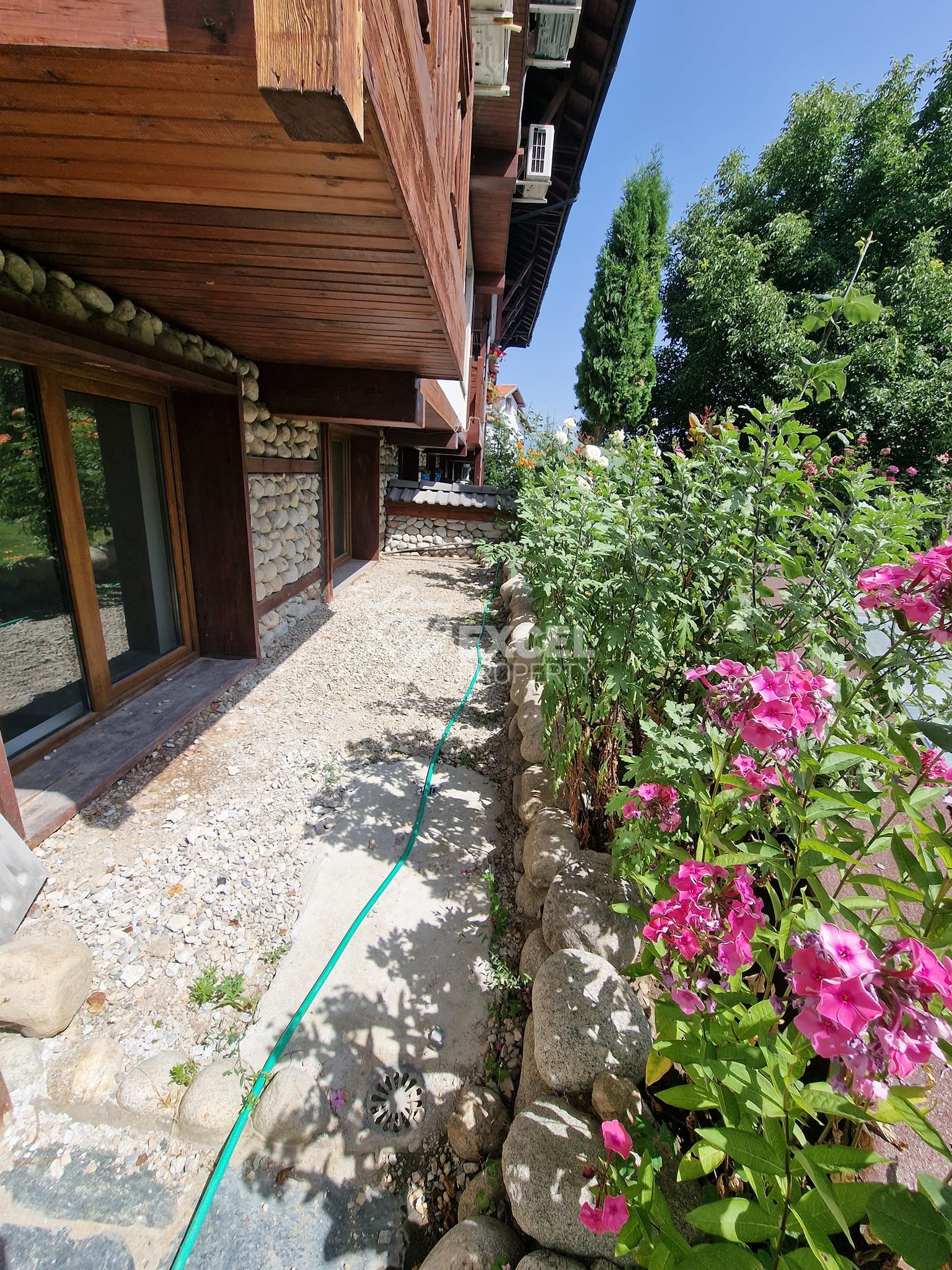 One-bedroom apartment in a building with a low maintenance fee for sale in Bansko