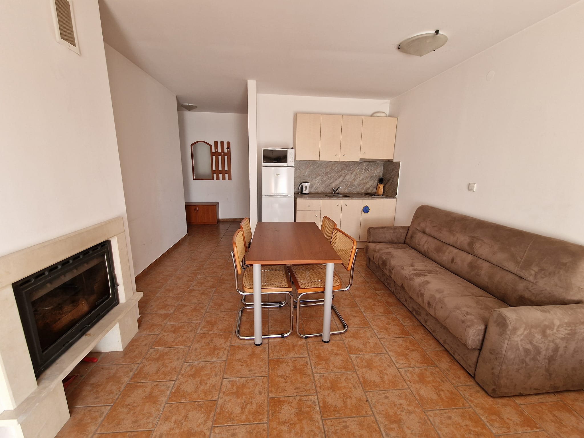 Southern, spacious studio with low maintenance fee for sale in Bansko