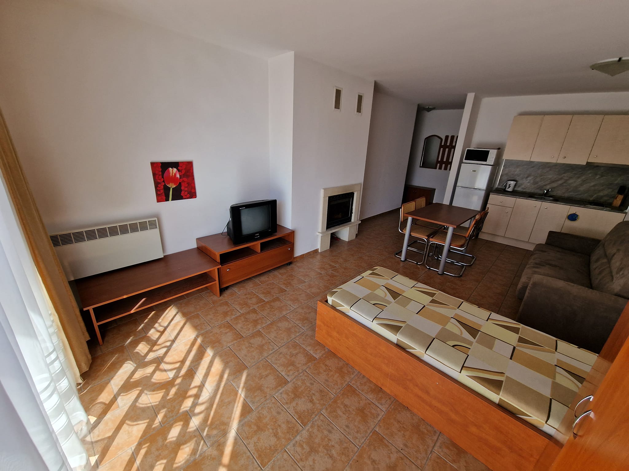 Southern, spacious studio with low maintenance fee for sale in Bansko