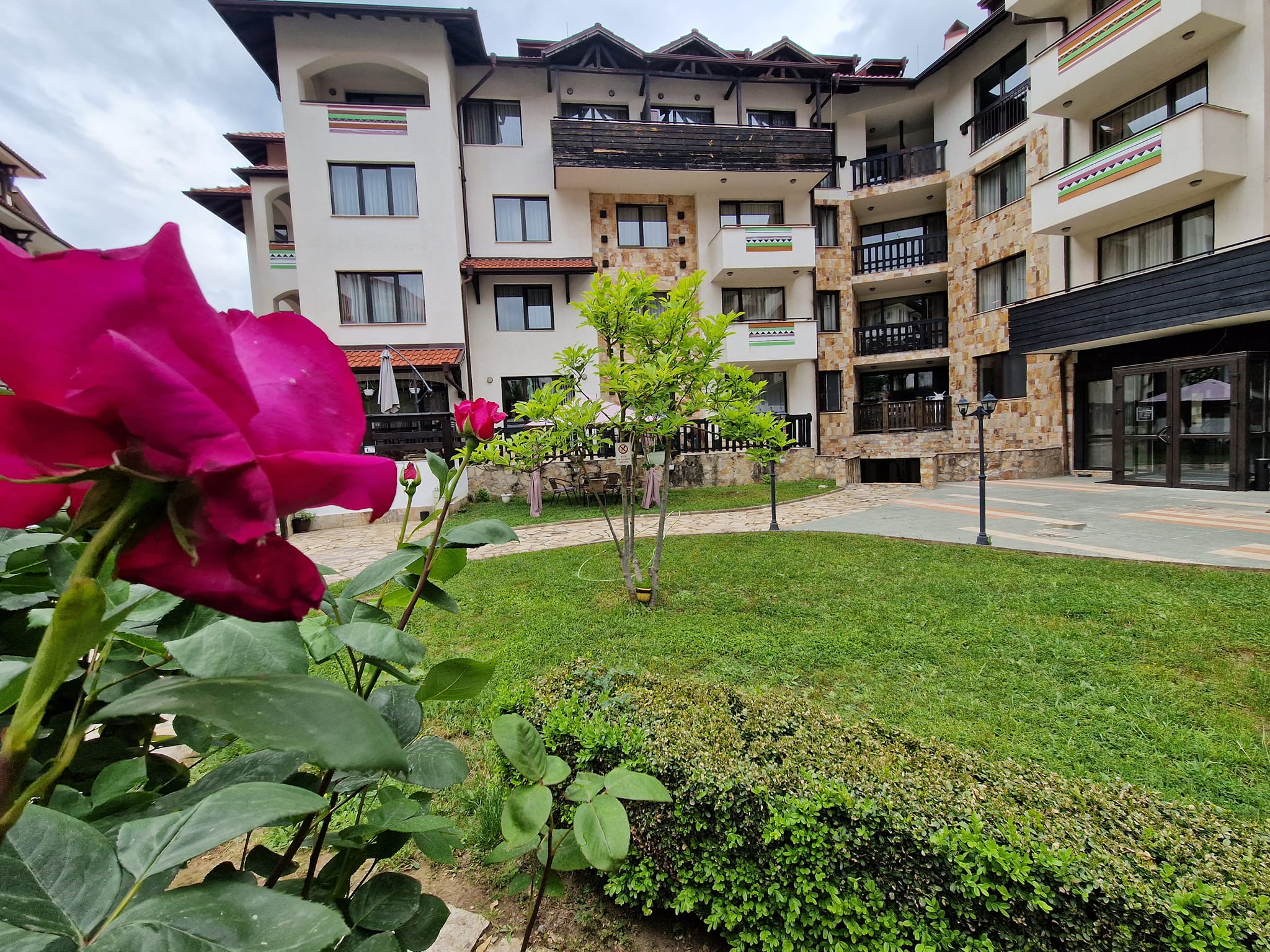 A profitable opportunity to rent: Furnished two-bedroom apartment in Bansko