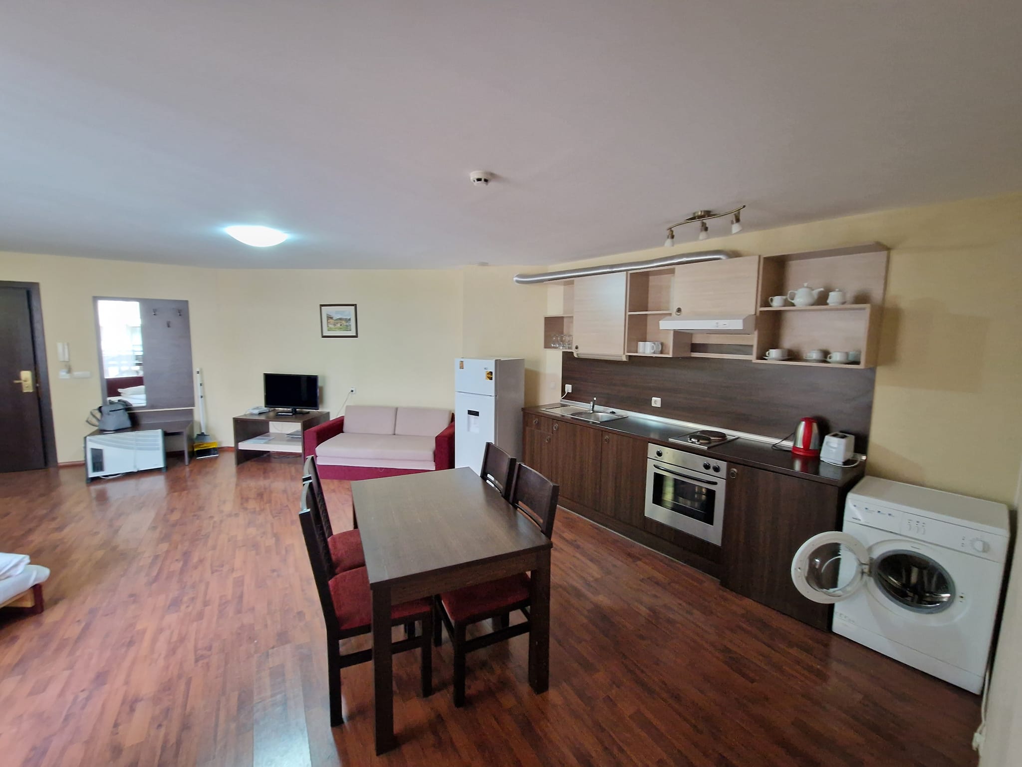 A profitable opportunity to rent: Furnished two-bedroom apartment in Bansko