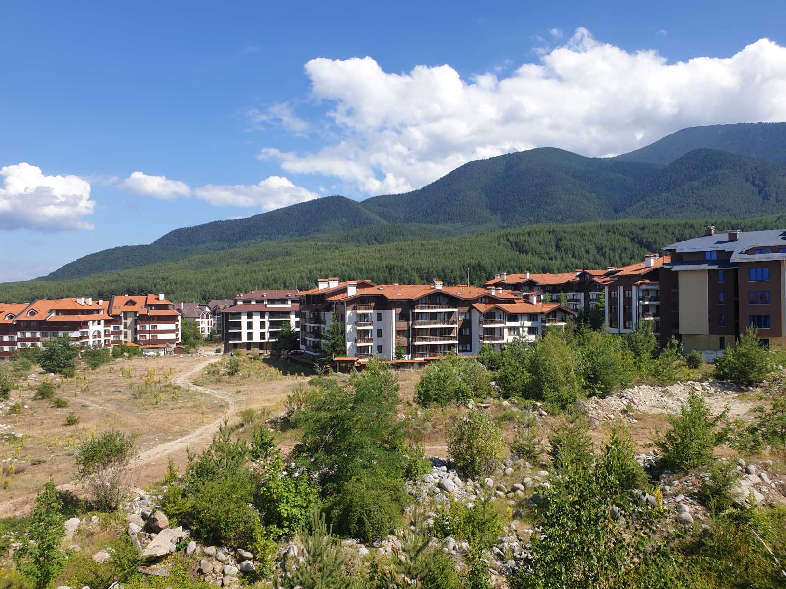 One-bedroom apartment with a view for sale in Winslow Highland, Bansko