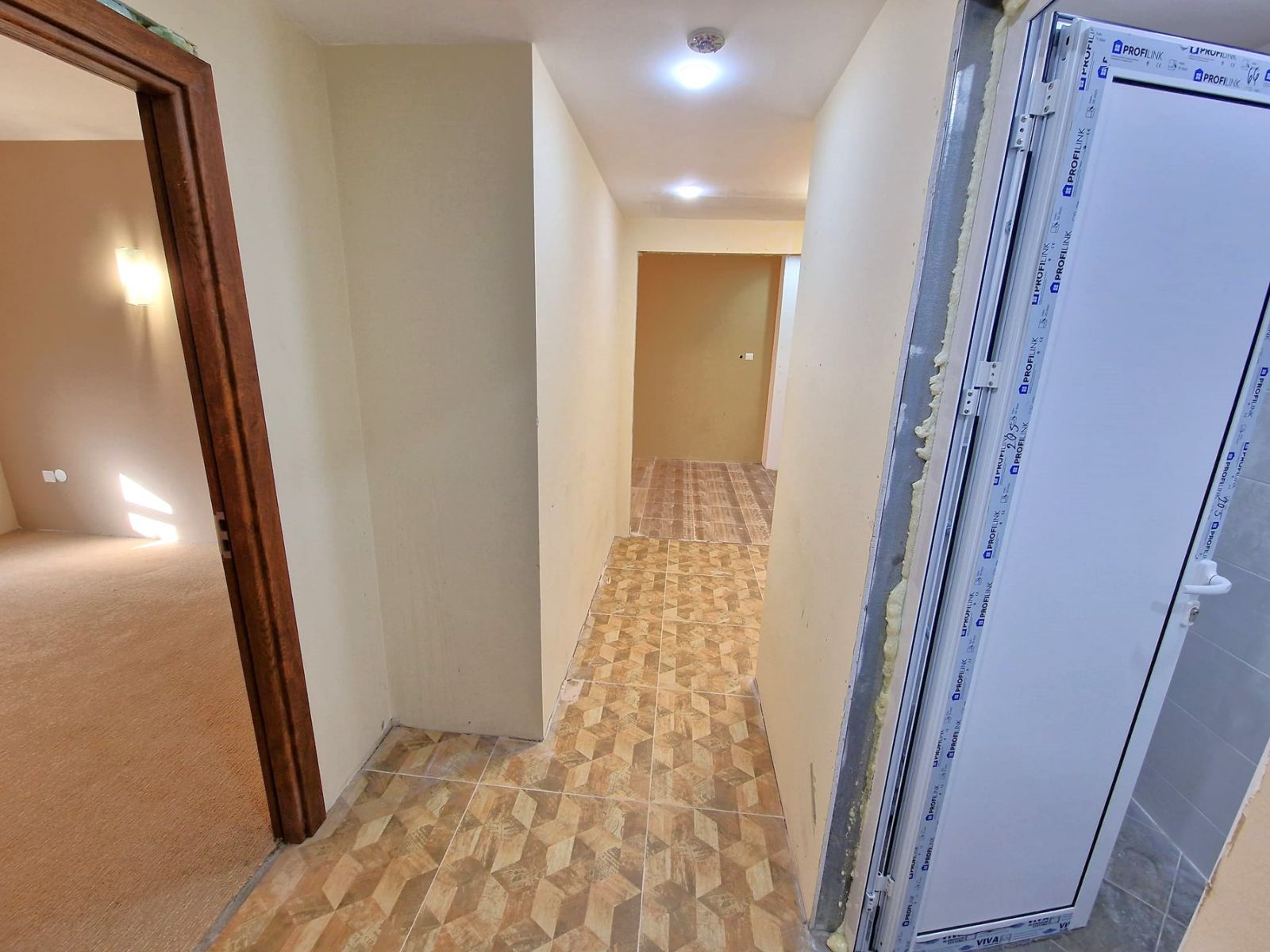 Bansko: Two bedroom apartment for sale in a residential building with a low maintenance fee