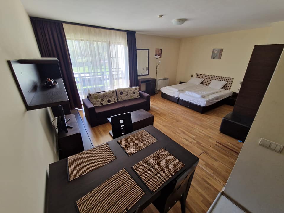 Large southern one bedroom apartment for sale in Bansko in All Seasons Club