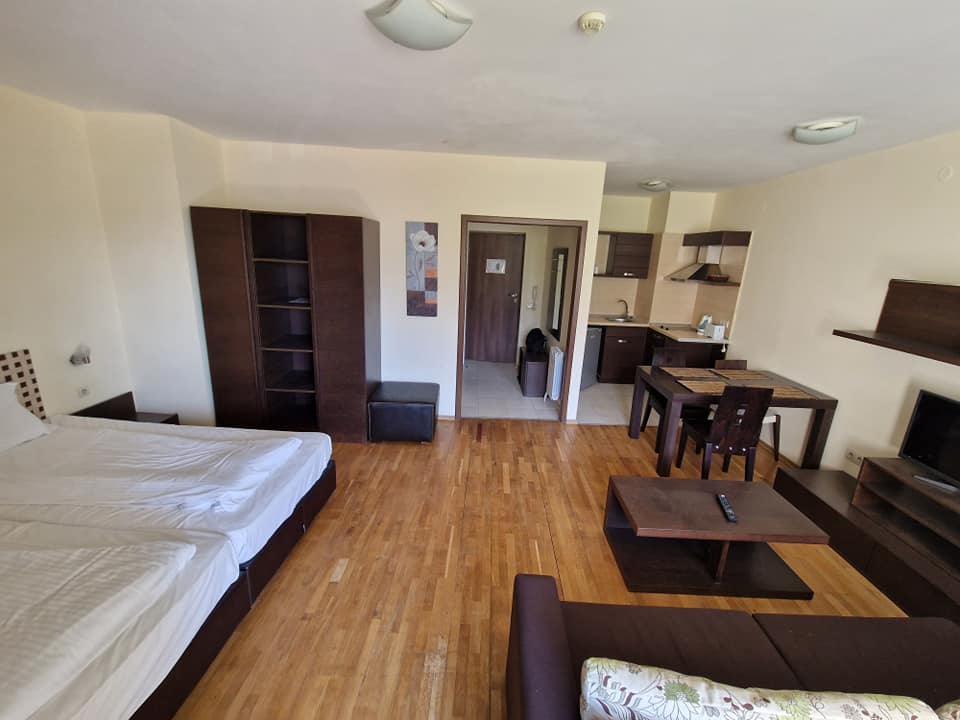 Large southern one bedroom apartment for sale in Bansko in All Seasons Club