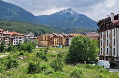 Affordable south-facing two bedroom apartment for sale with a view of the Pirin Mountains