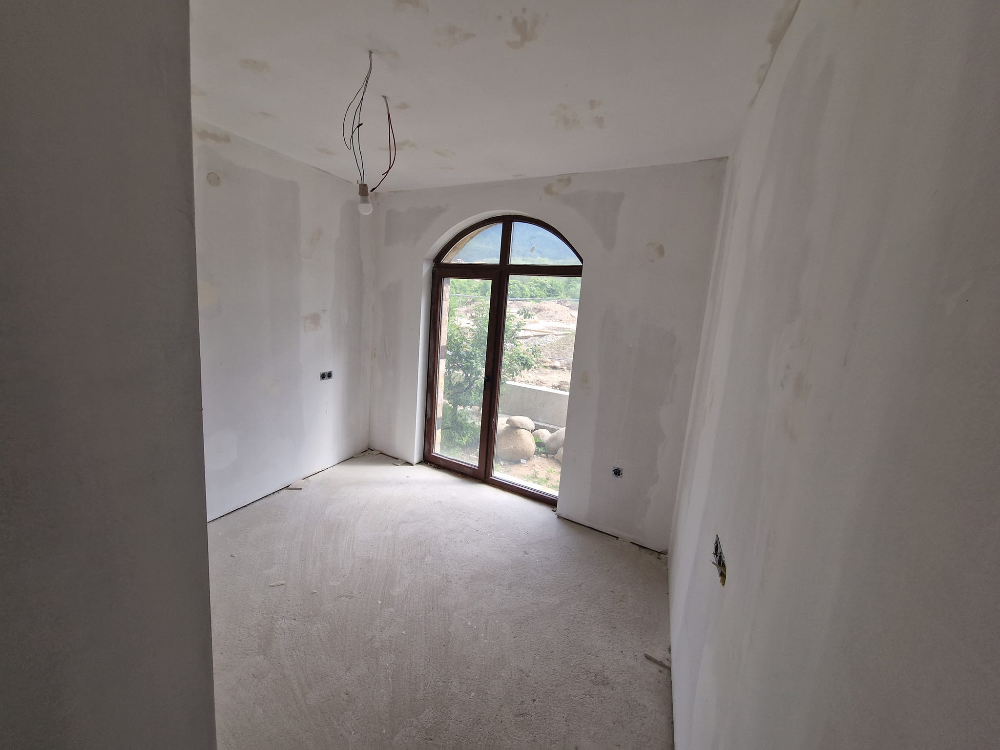 Ground floor, south-facing two bedroom apartment for sale in Bansko