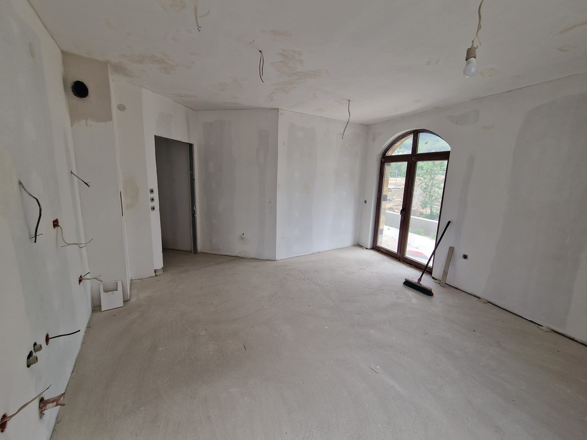 Ground floor, south-facing two bedroom apartment for sale in Bansko