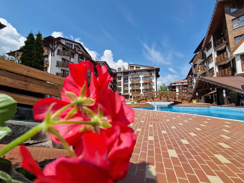 Modern furnished apartment in Belvedere Holiday Club for sale in Bansko