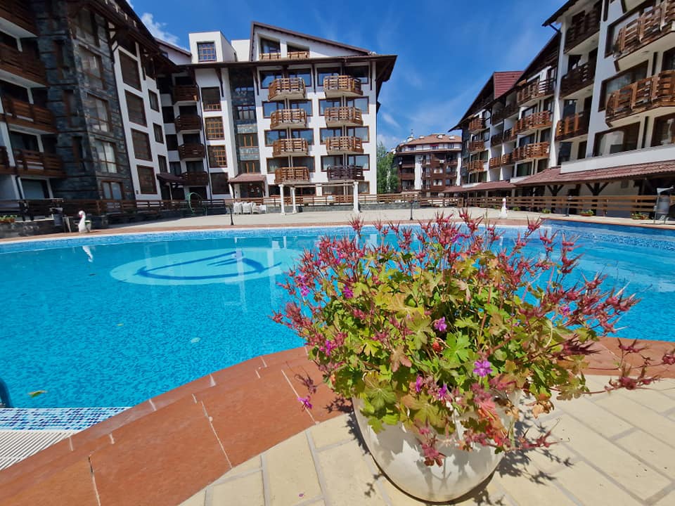 Modern furnished apartment in Belvedere Holiday Club for sale in Bansko