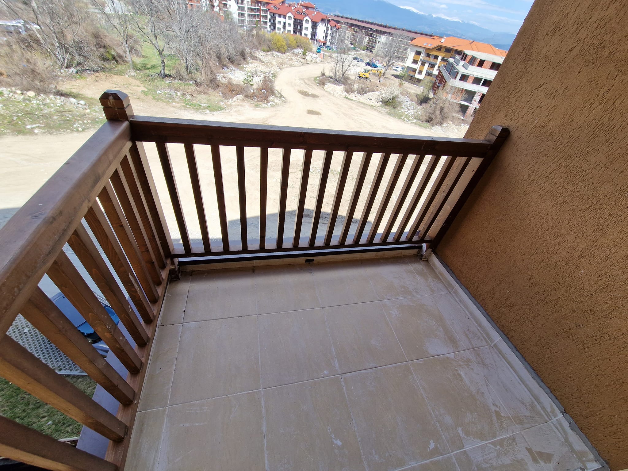 One-bedroom unfurnished apartment with a terrace in Bansko