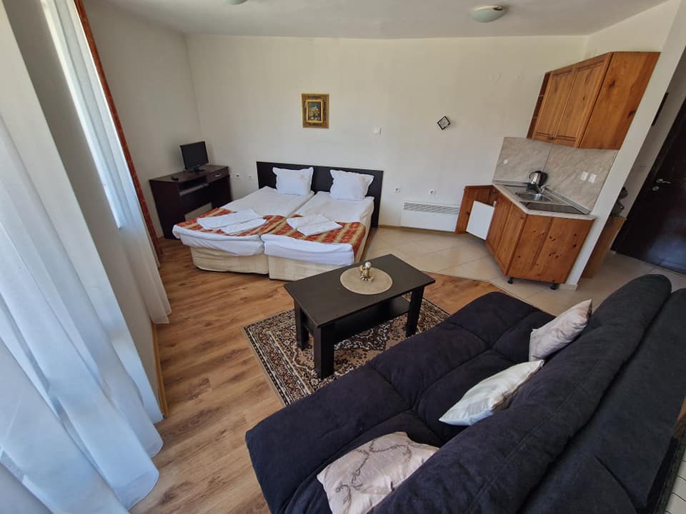 Furnished one bedroom apartment with a terrace overlooking the Pirin Mountains