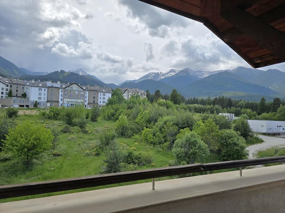 A unique two bedroom apartment with a frontal view of Todorka for sale in Bansko