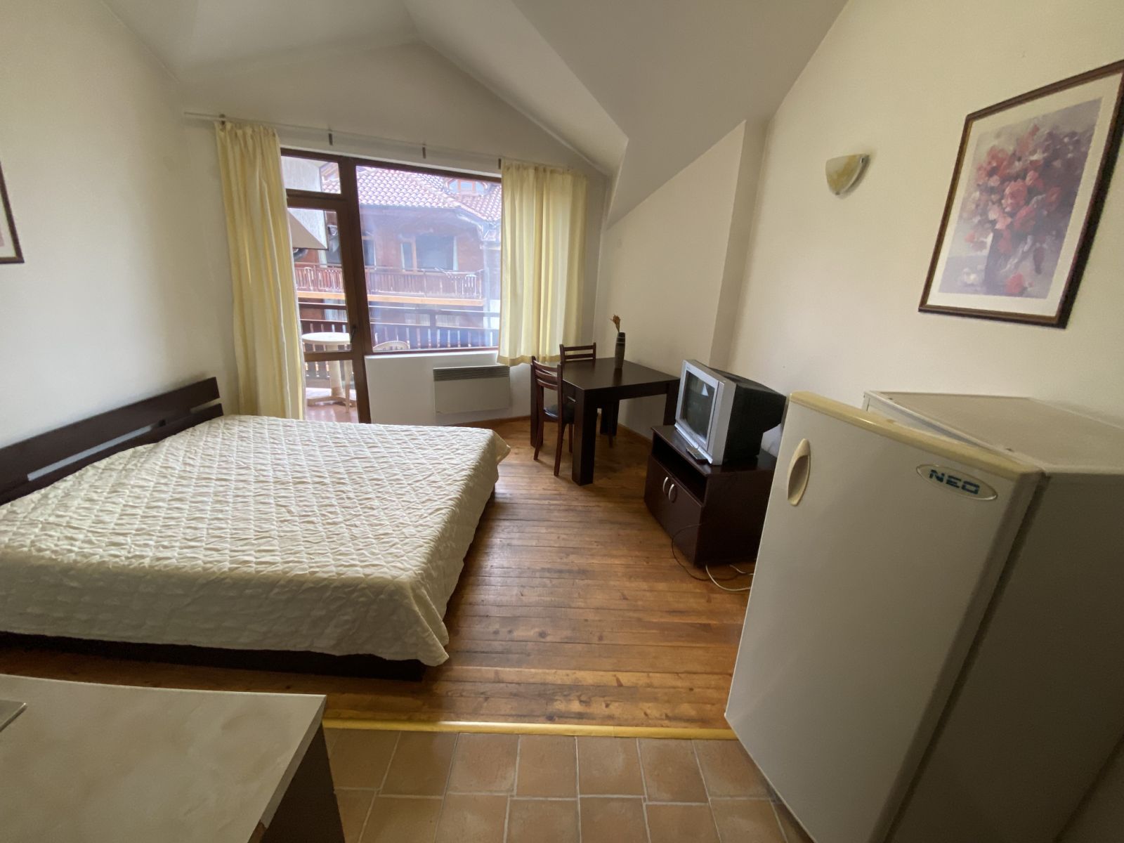 Affordable furnished studio with terrace for sale in Bansko