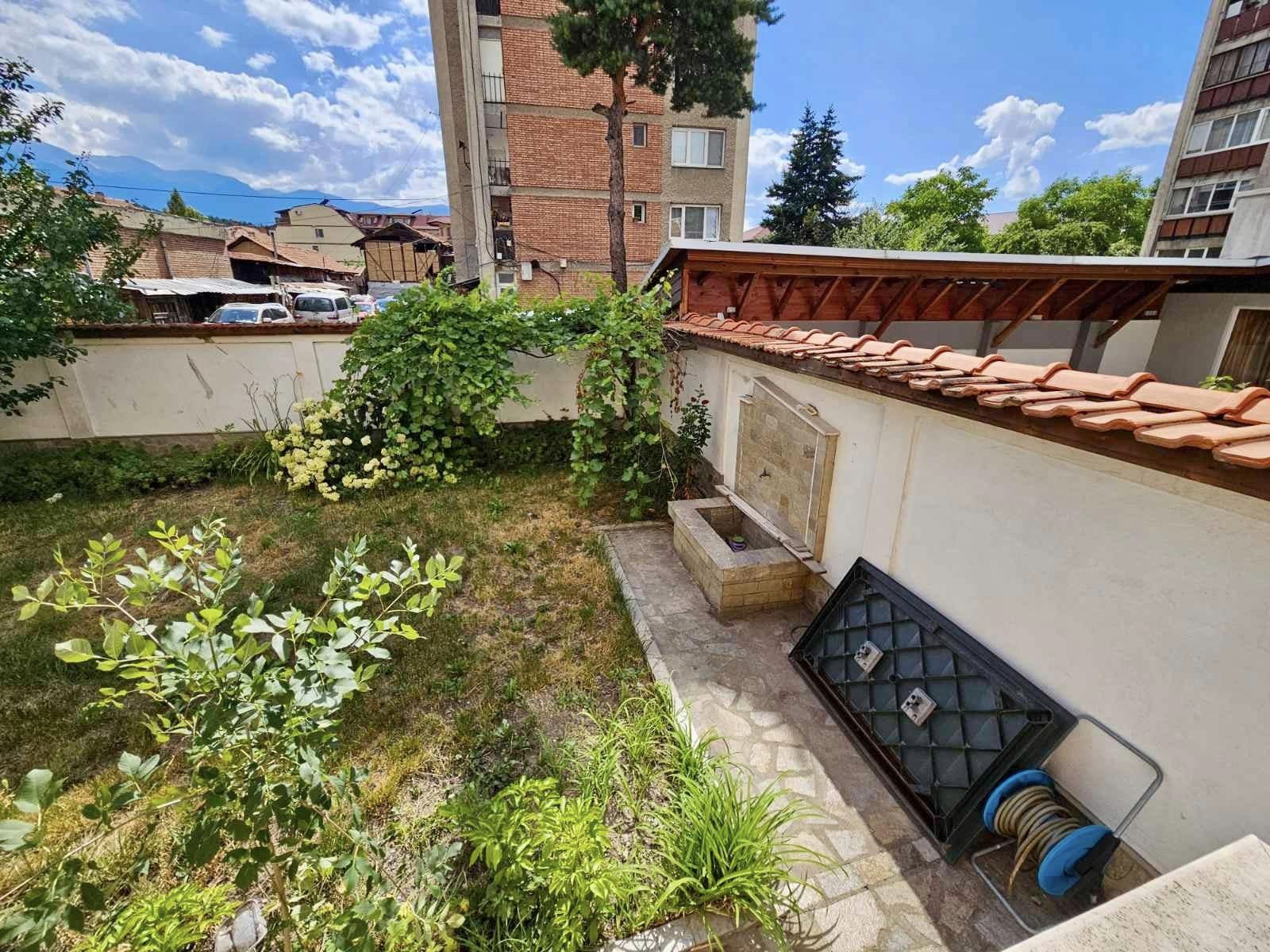 Family house for sale in the Top center of Razlog