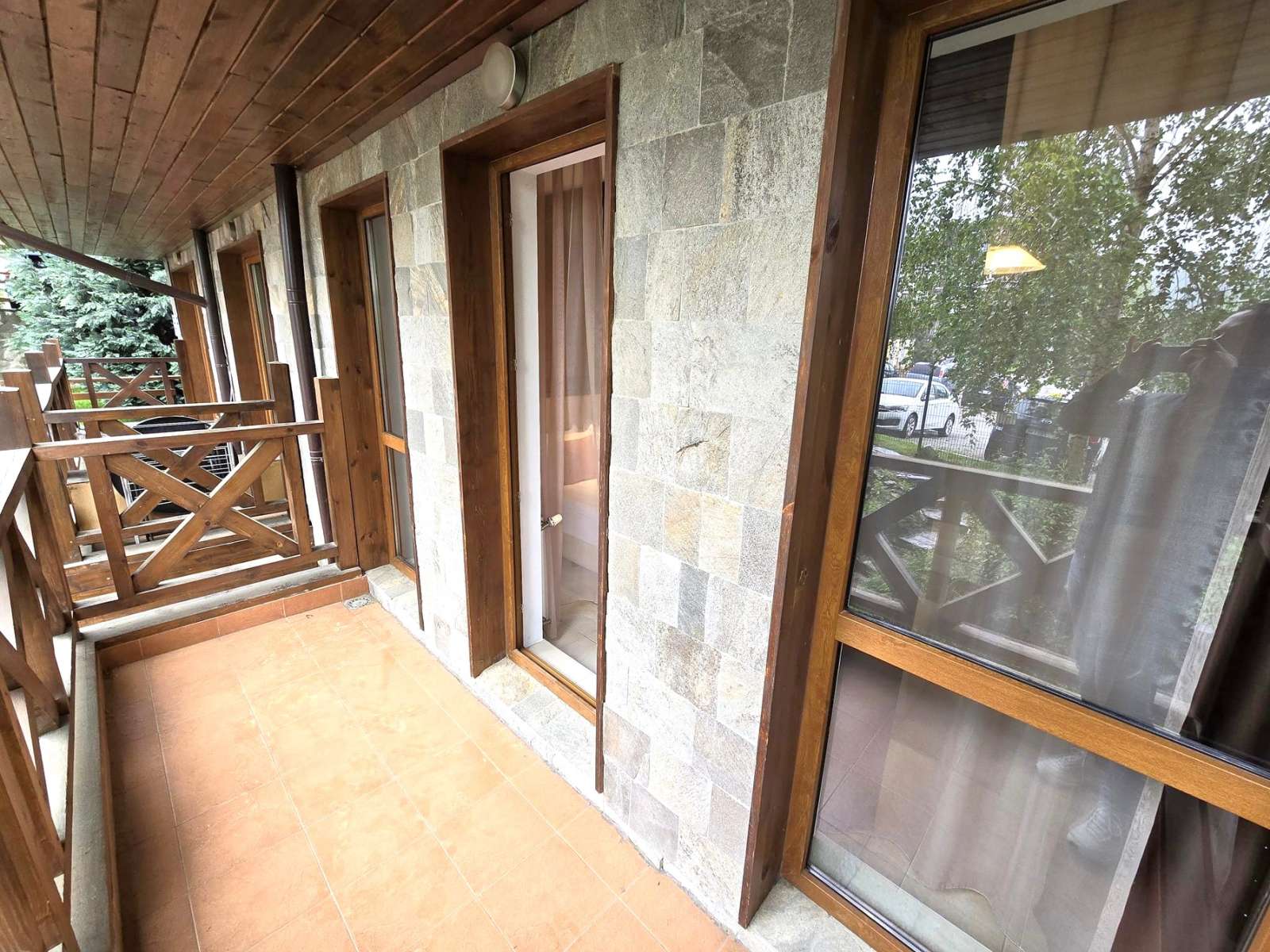 Stylishly furnished studio for sale in the hotel part of Green Life, Bansko