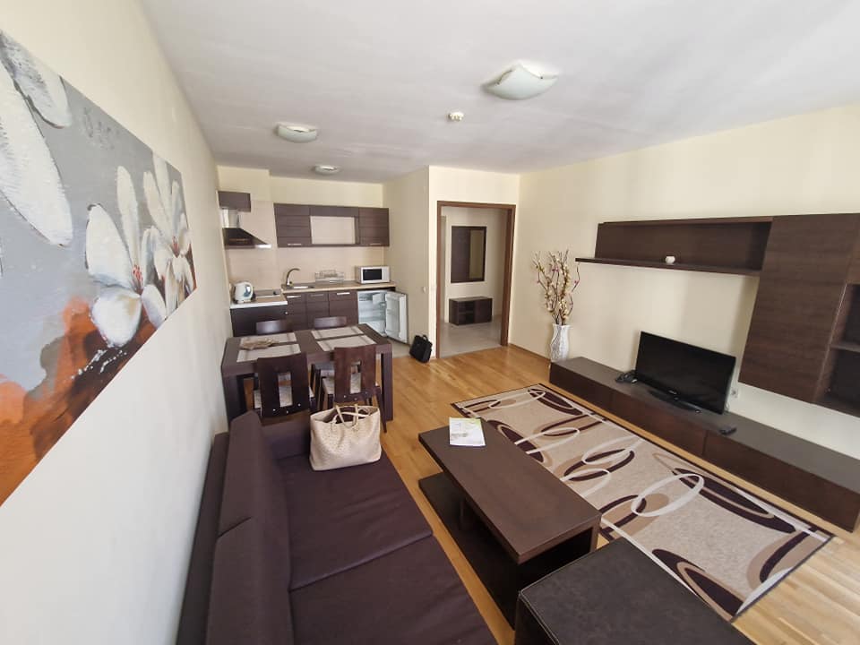 South one bedroom apartment in the All Seasons Club complex in Bansko
