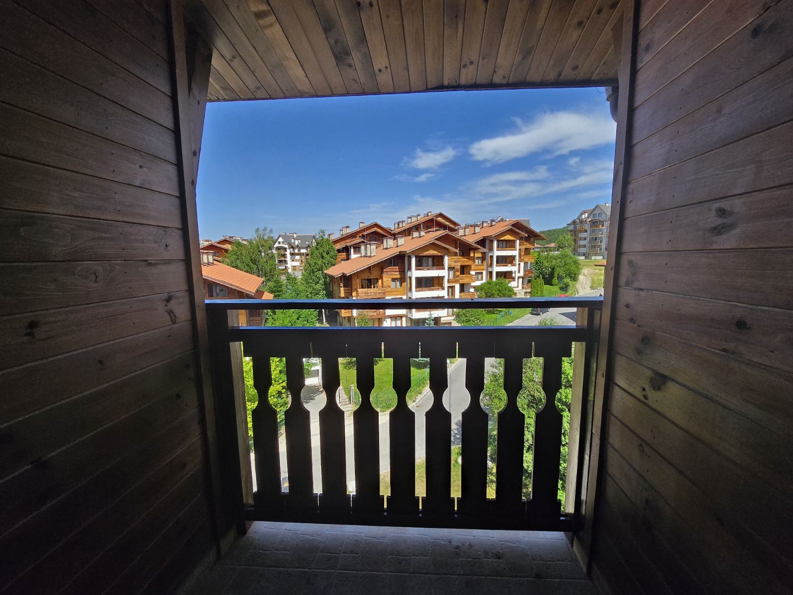 Eastern studio with a terrace and a beautiful view of the Saint Ivan Rilski complex, Bansko