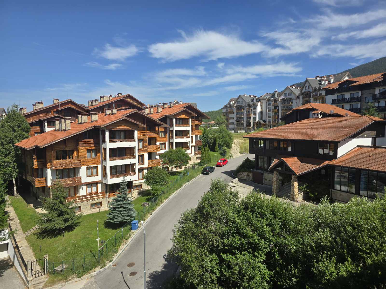 Eastern studio with a terrace and a beautiful view of the Saint Ivan Rilski complex, Bansko