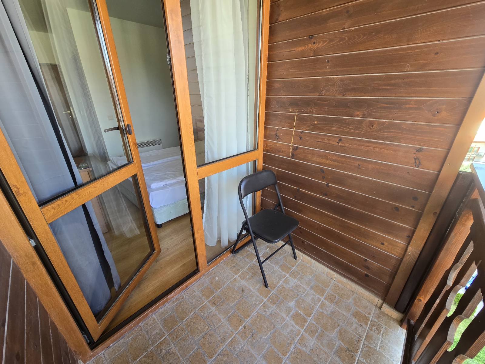 Eastern studio with a terrace and a beautiful view of the Saint Ivan Rilski complex, Bansko