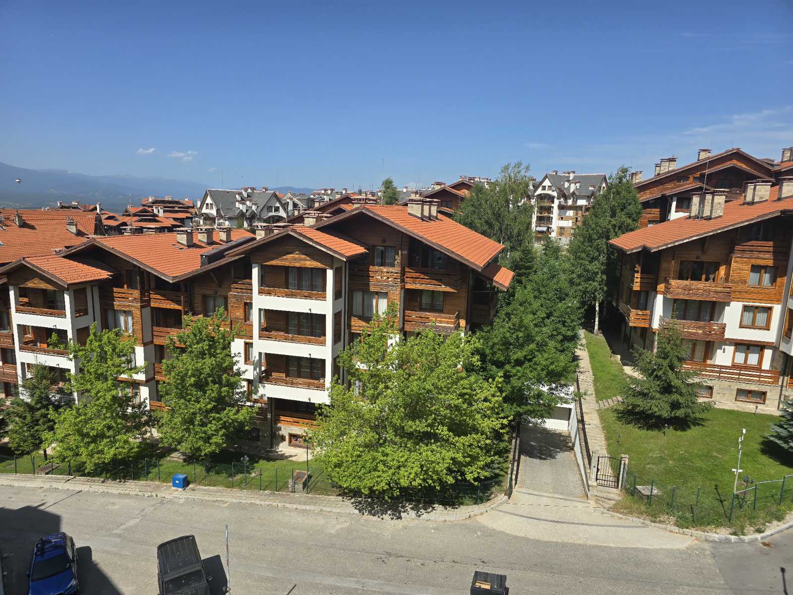 Eastern studio with a terrace and a beautiful view of the Saint Ivan Rilski complex, Bansko