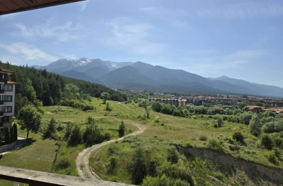 South-west studio with a terrace and a beautiful view of Pirin for sale in Bansko