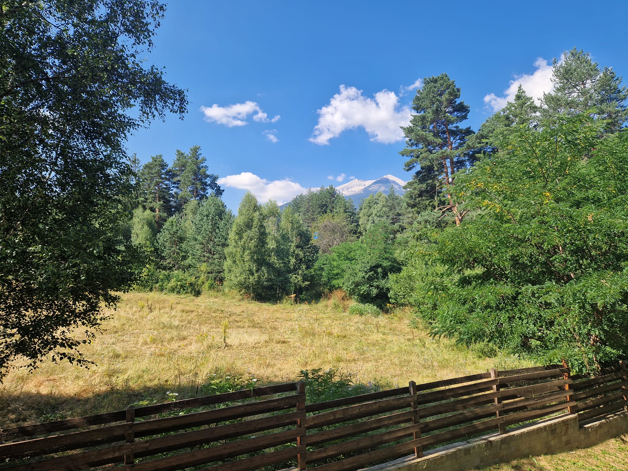 Sunny one bedroom apartment for sale, located at the foot of Pirin mountain with a unique view