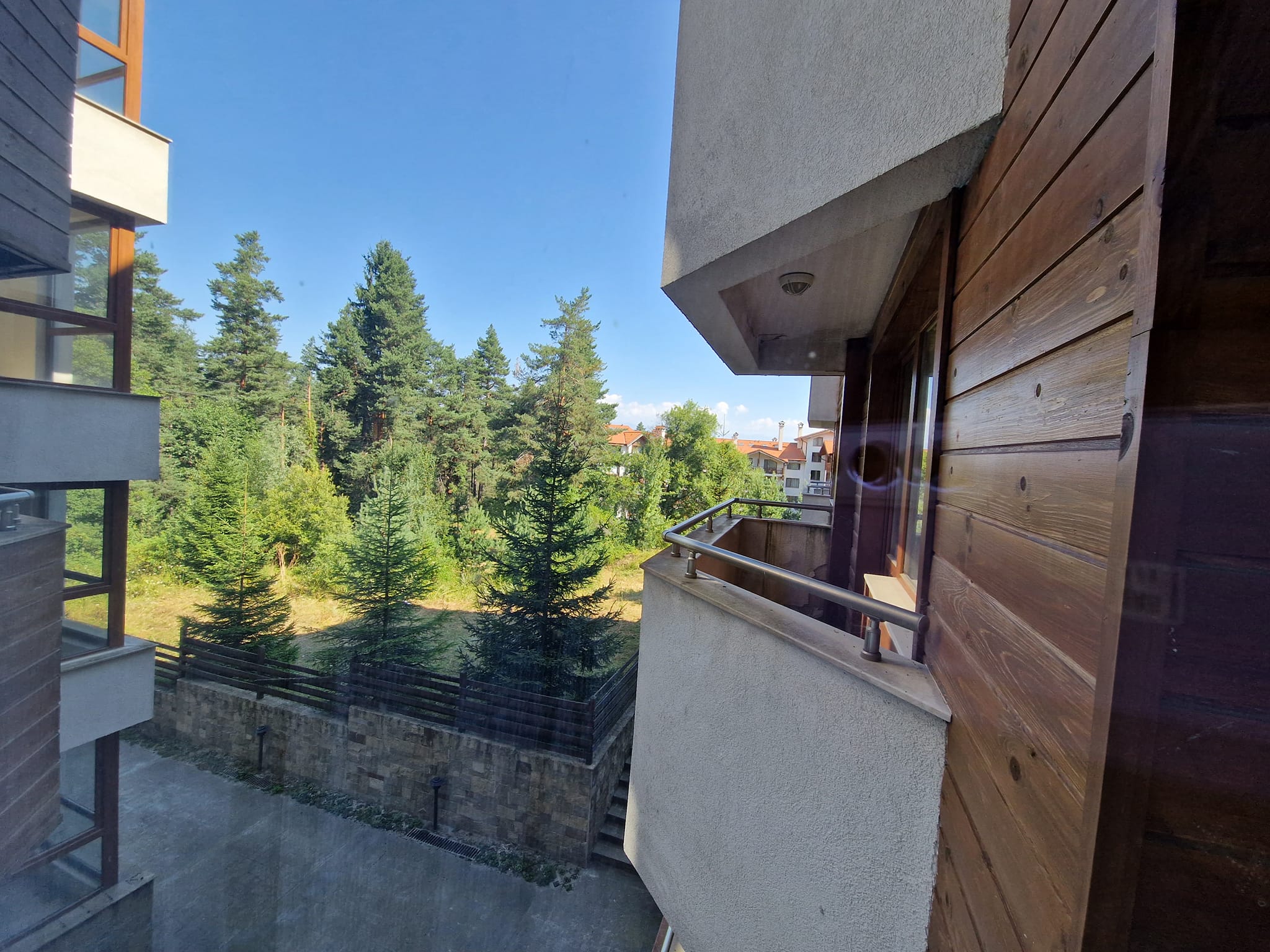 Sunny one bedroom apartment for sale, located at the foot of Pirin mountain with a unique view