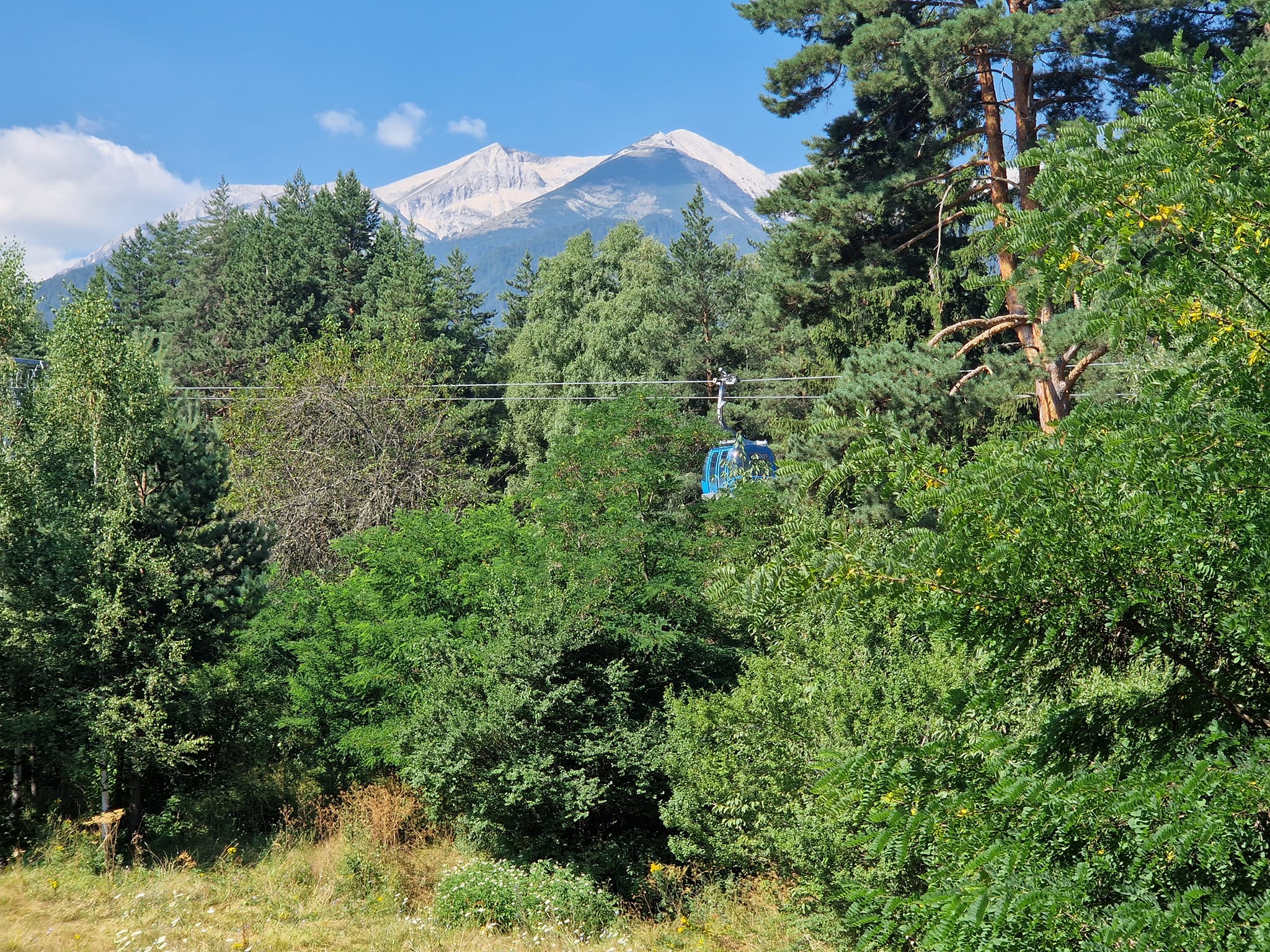 Sunny one bedroom apartment for sale, located at the foot of Pirin mountain with a unique view