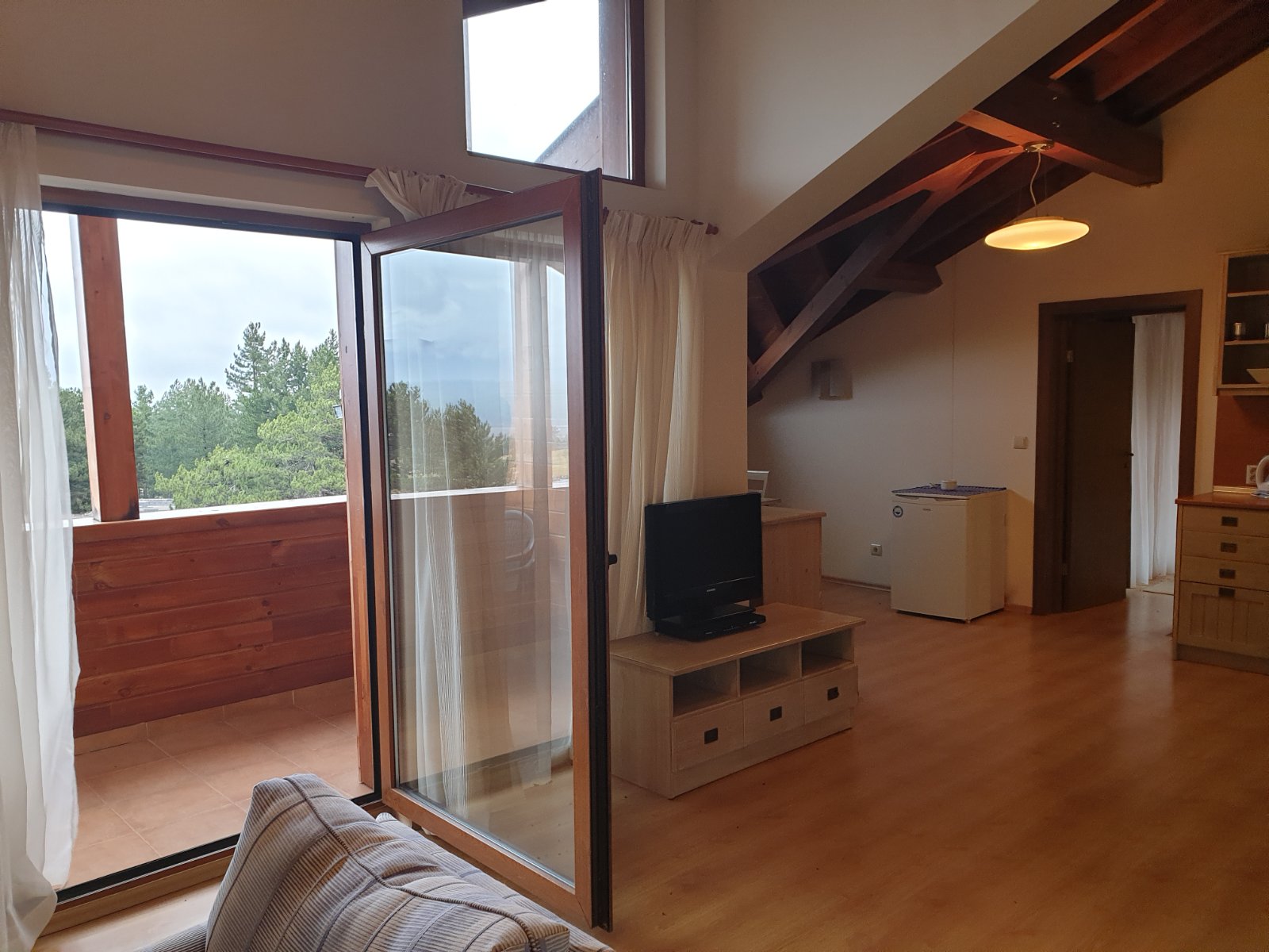 Pirin Golf & Country Club for sale: Spacious 1-bedroom apartment with beautiful views of the Golf Course