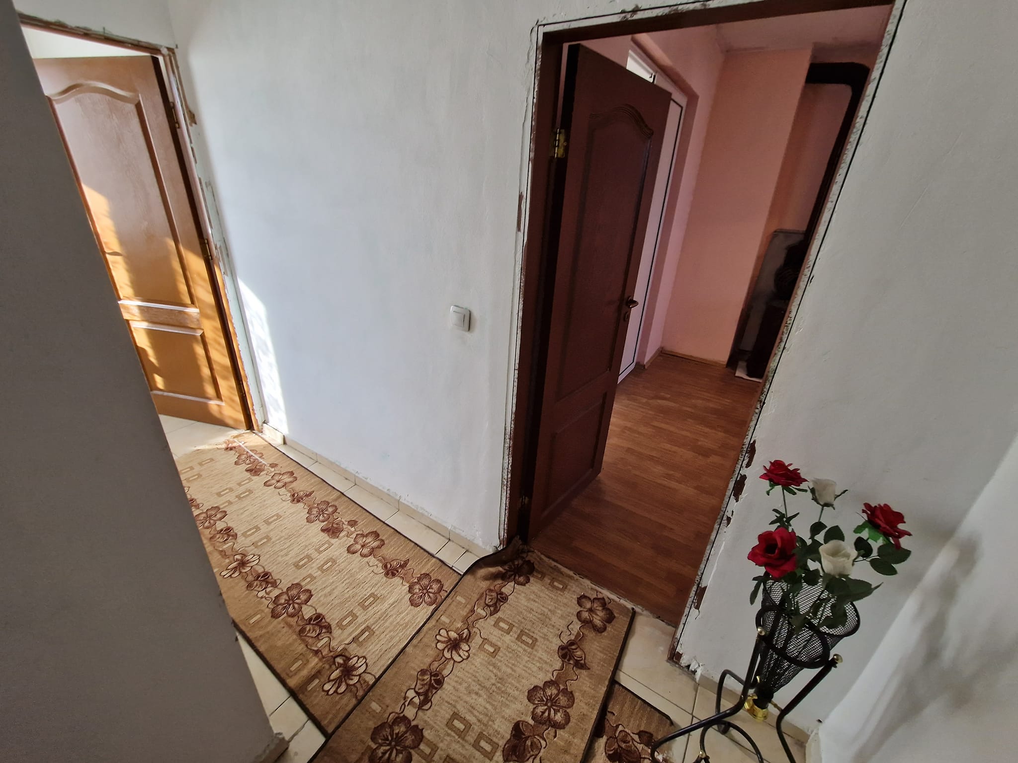 For sale in Razlog: Spacious multi-room apartment with two terraces