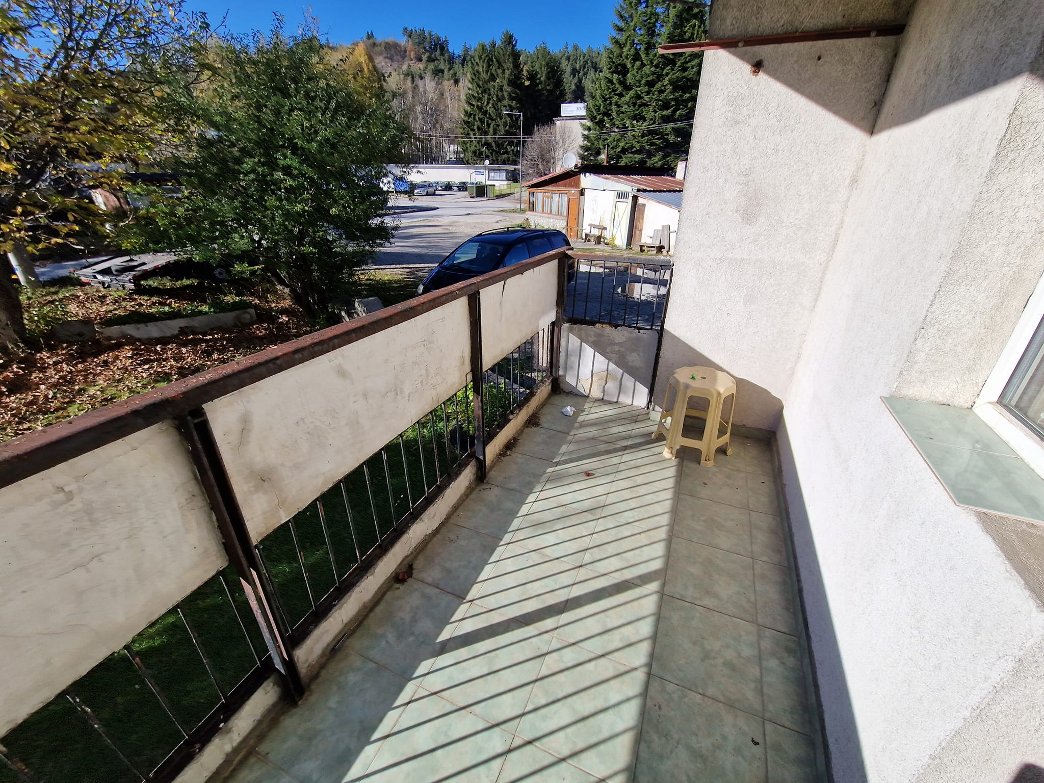 For sale in Razlog: Spacious multi-room apartment with two terraces