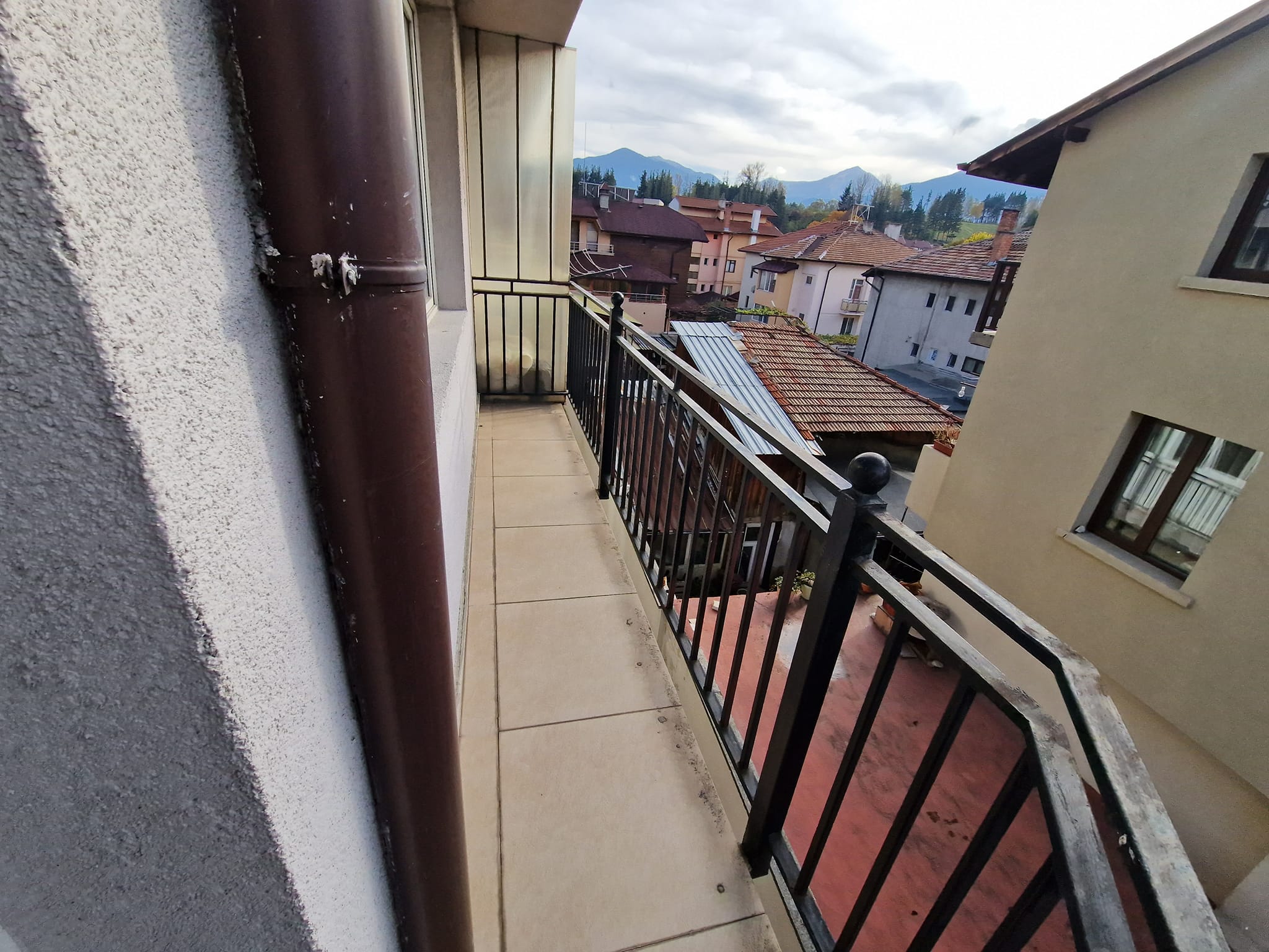 Razlog: Three-room apartment with a charming view of the Pirin Mountains
