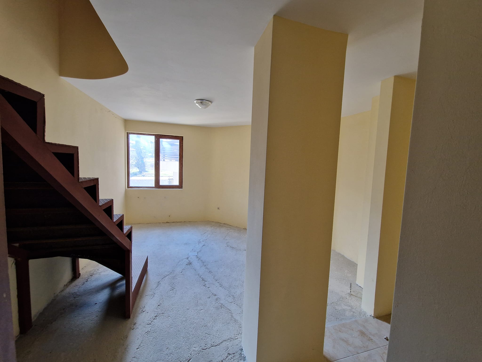 One bedroom maisonette for sale with low maintenance fee in Bansko next to the ski lift