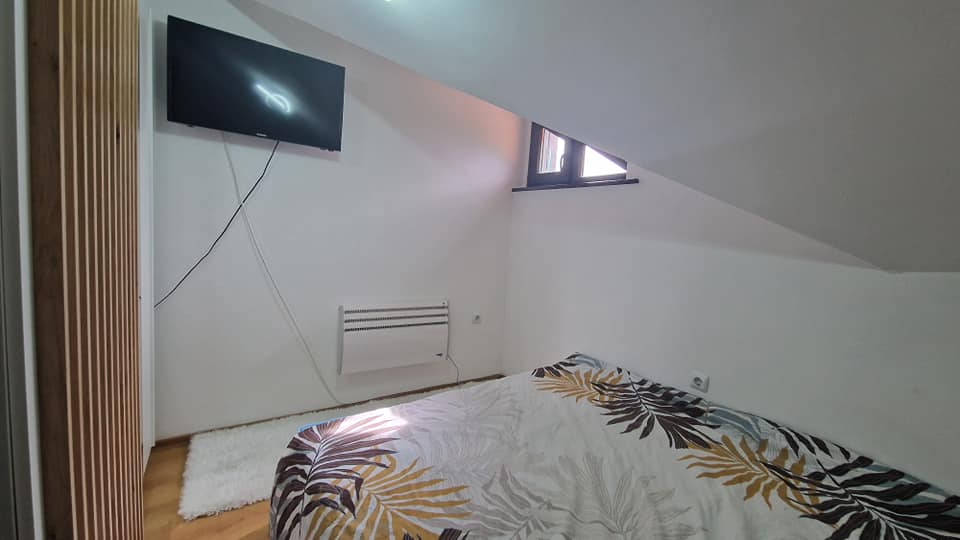 Small modern furnished one bedroom apartment for sale at a bargain price