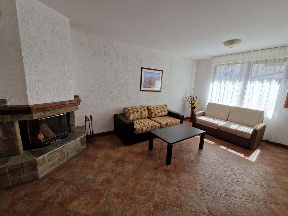 One bedroom furnished apartment with independent heating installation for sale in Bansko