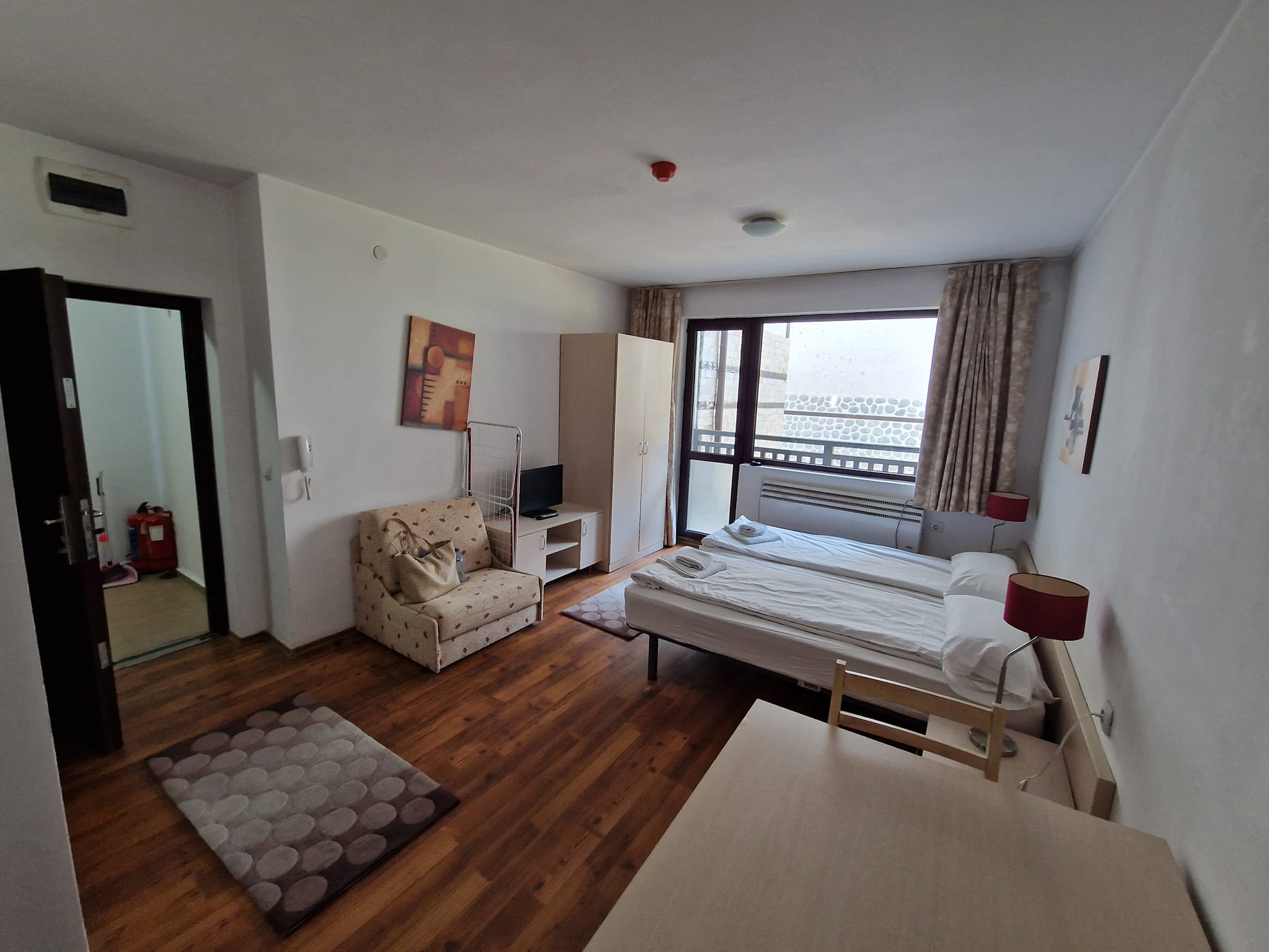 Affordable, furnished, ready-to-move-in studio with low maintenance fee in Bansko