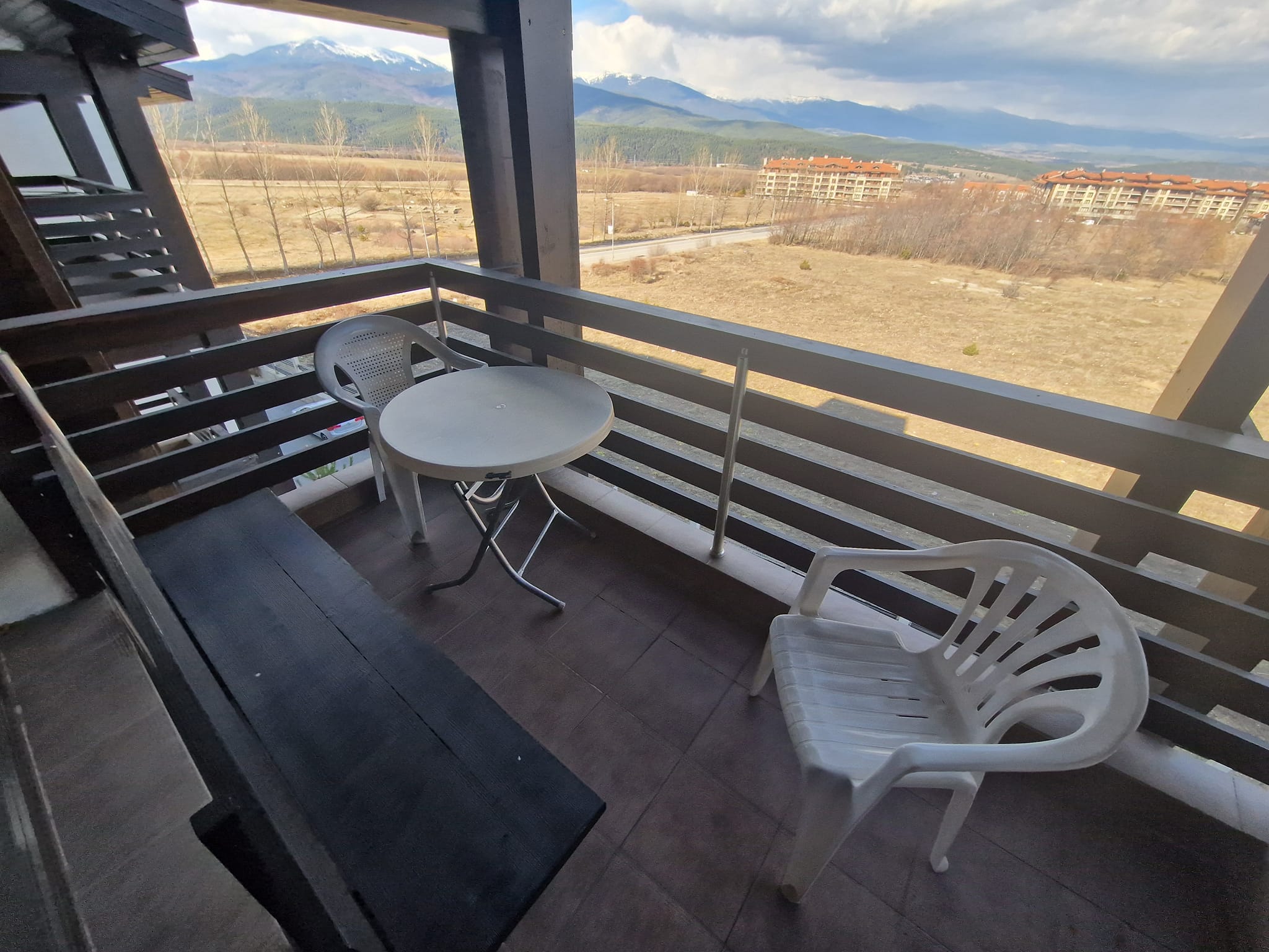 Cozy studio with terrace for sale in Aspen Golf, Razlog area