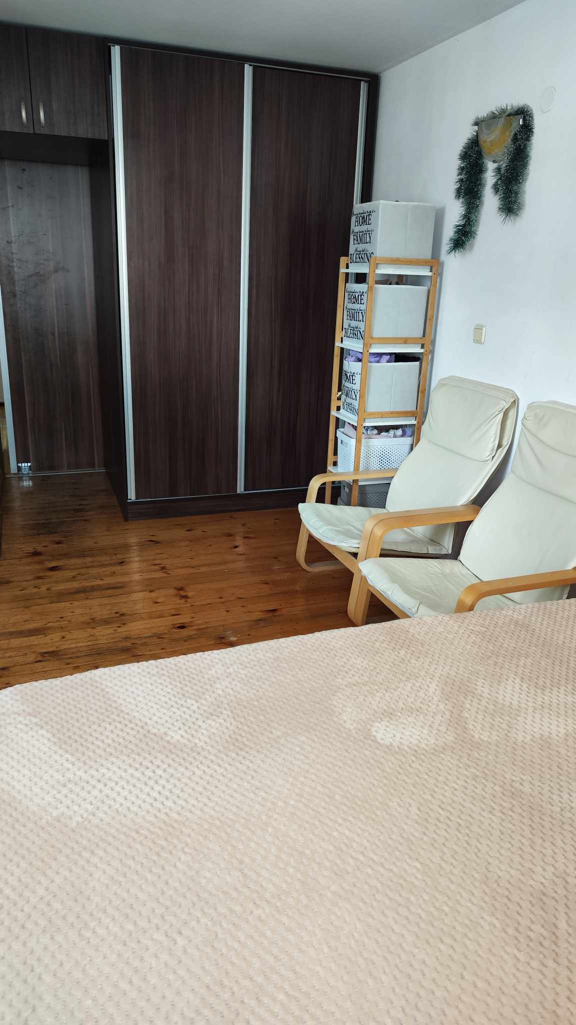 Spacious furnished studio with south terrace for sale in Bansko