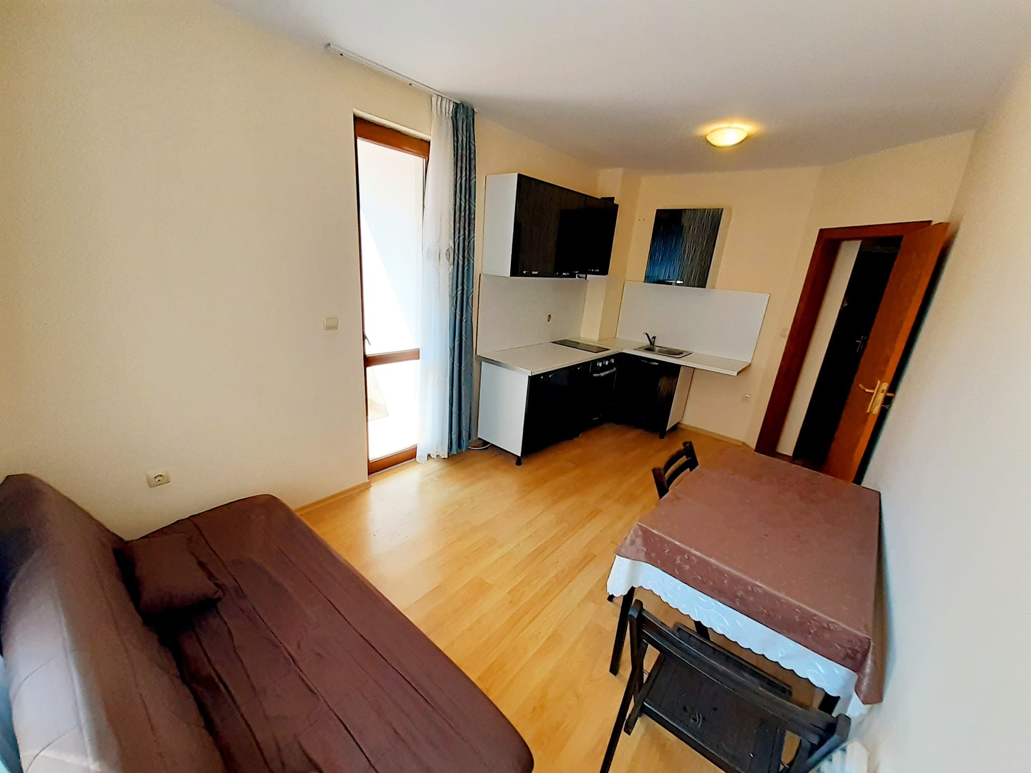 No maintenance fee: Spacious one bedroom apartment in a residential building in Bansko