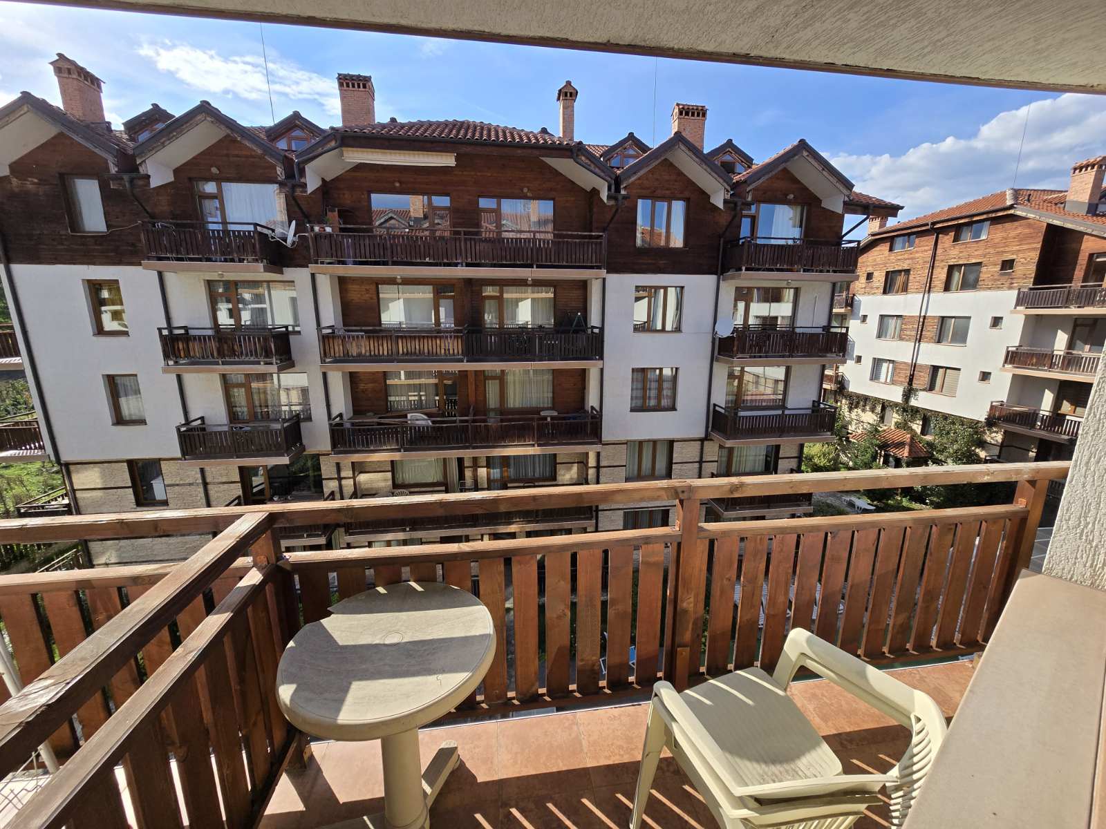 Furnished studio for sale with a view of the Pirin Mountain in Bansko