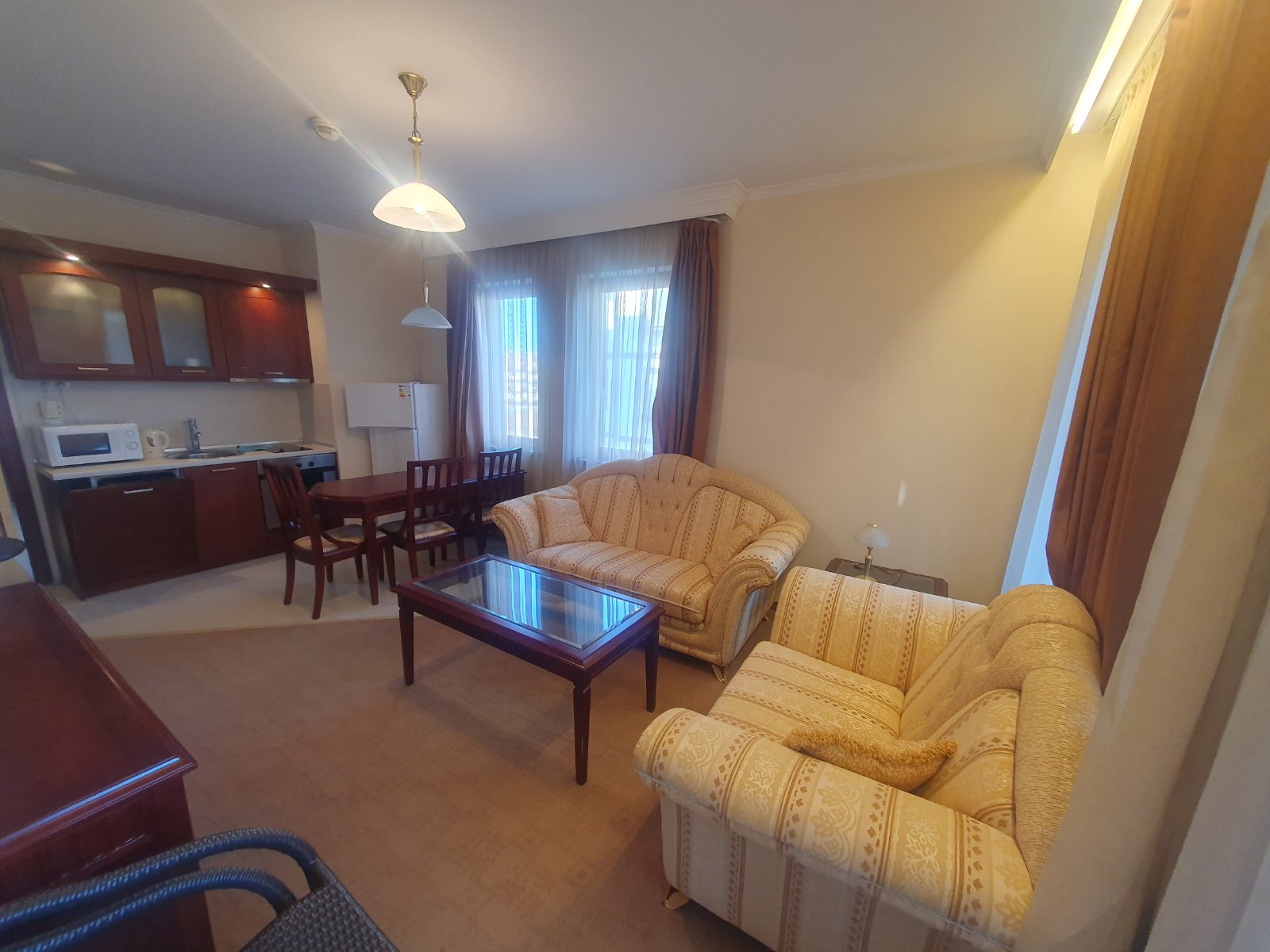 Large two-room apartment 100 m from the ski lift in Bansko - Perfect for investment and vacation!