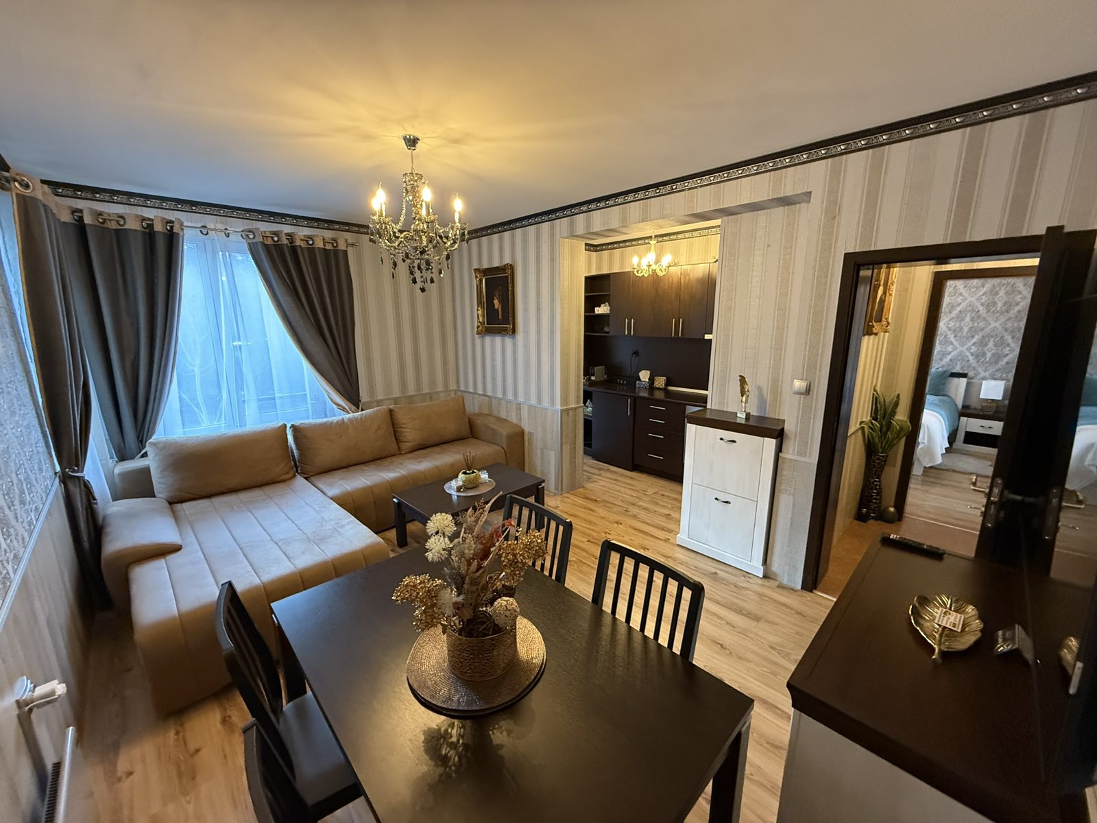 One-bedroom apartment within walking distance to the ski lift and low maintenance fee in Bansko.