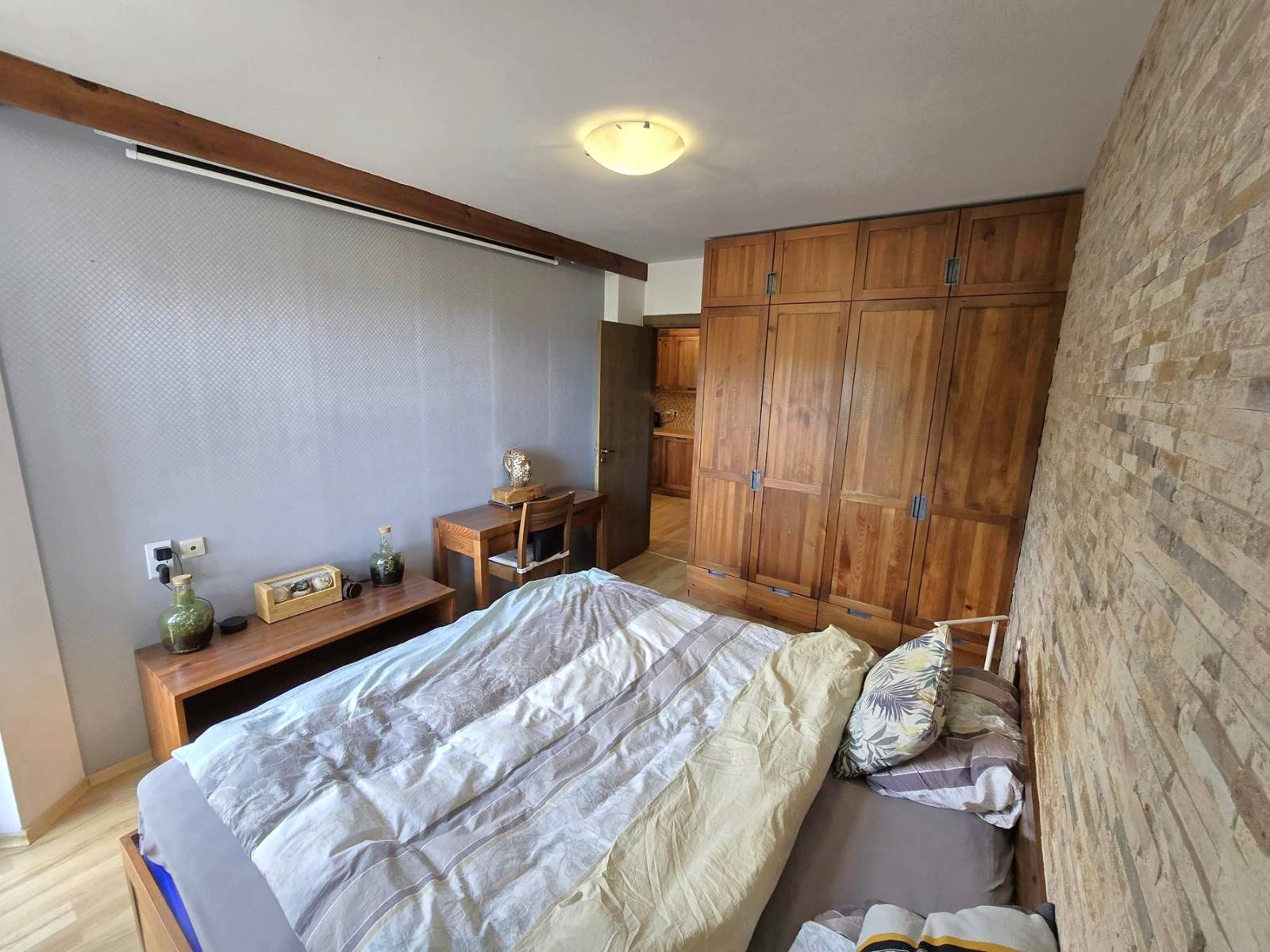 Furnished in Alpine style, a two-room apartment in the prestigious complex St. John Hill, Bansko