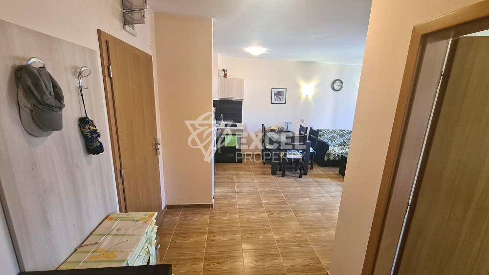 Spacious and beautiful one-bedroom apartment with pool view in Saint Vlas