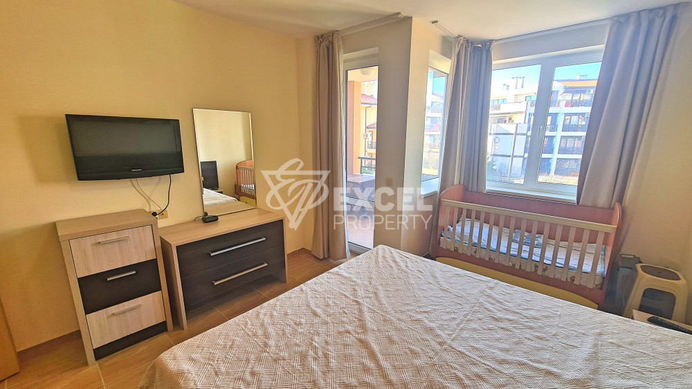 Spacious and beautiful one-bedroom apartment with pool view in Saint Vlas