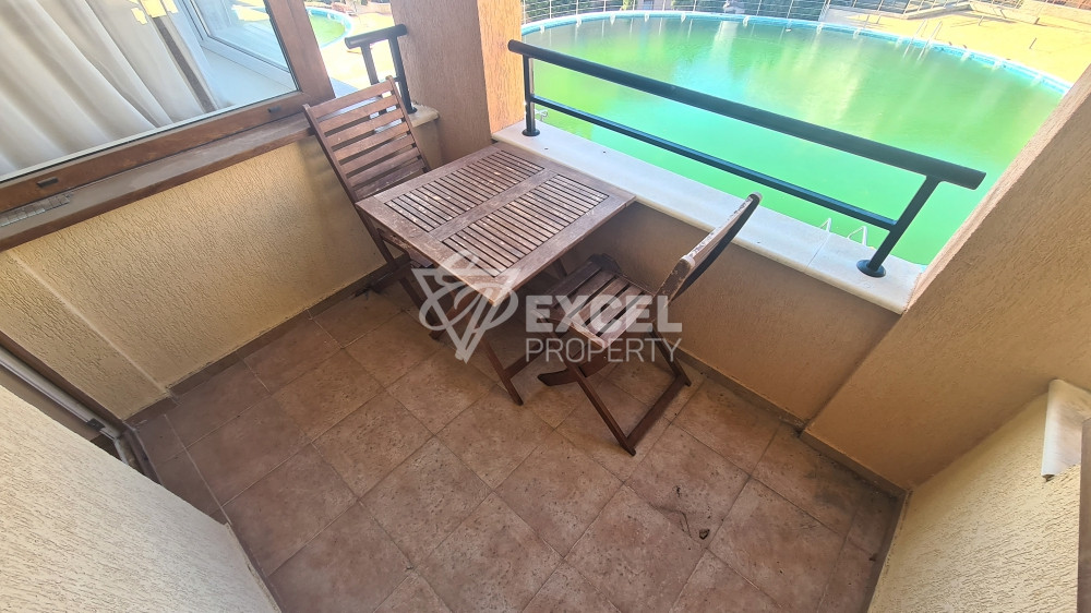 Spacious and beautiful one-bedroom apartment with pool view in Saint Vlas