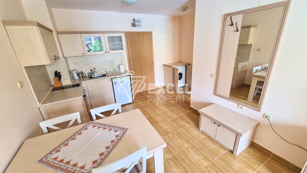 Bright and beautiful one-bedroom apartment in Saint Vlas